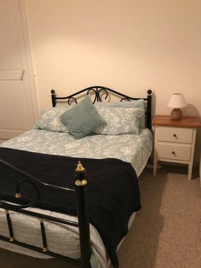 Le Petit Logement Apartment Pre-en-Pail-Saint-Samson Екстериор снимка
