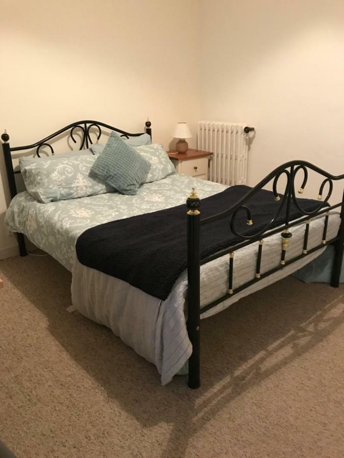 Le Petit Logement Apartment Pre-en-Pail-Saint-Samson Екстериор снимка