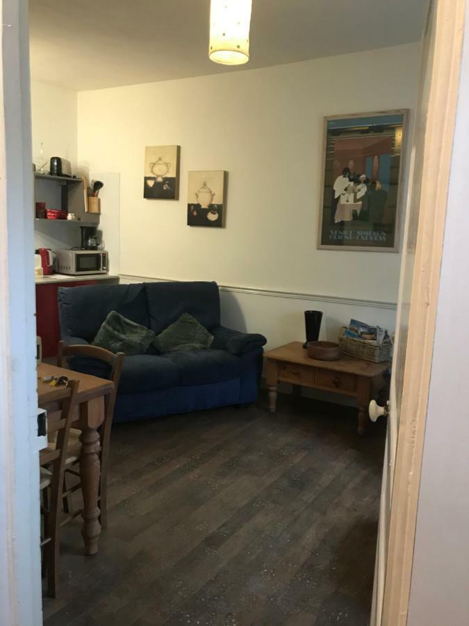 Le Petit Logement Apartment Pre-en-Pail-Saint-Samson Екстериор снимка